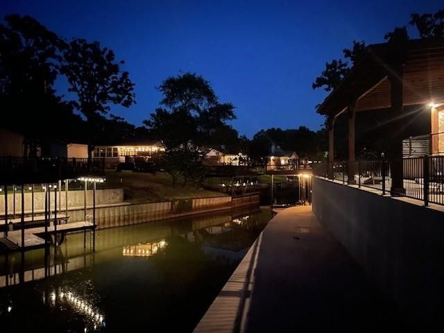 103 Eastwood Circle, Enchanted Oaks, TX 75156