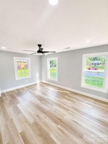 9113 Darius Court, Charlotte, NC 28227