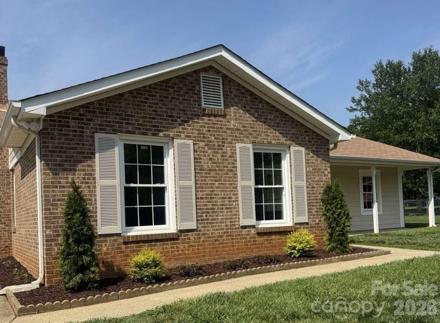 9113 Darius Court, Charlotte, NC 28227