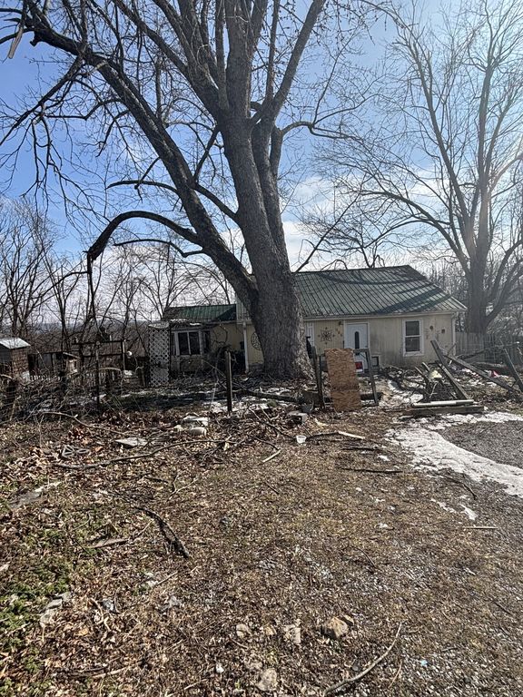 986 Weeping Willow Rd, Hendersonville, TN 37075