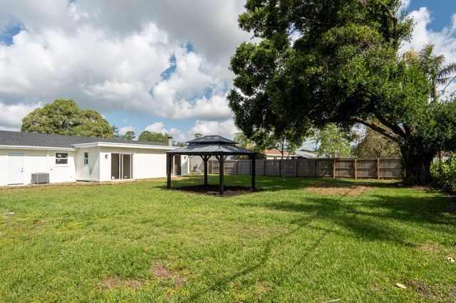 1911 SE Carvalho Street, Port St. Lucie, Port St Lucie, FL 34983