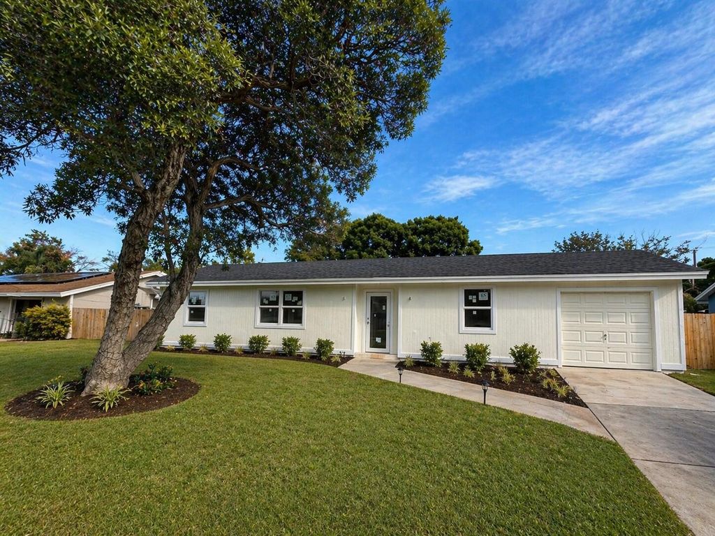 1911 SE Carvalho Street, Port St. Lucie, Port St Lucie, FL 34983