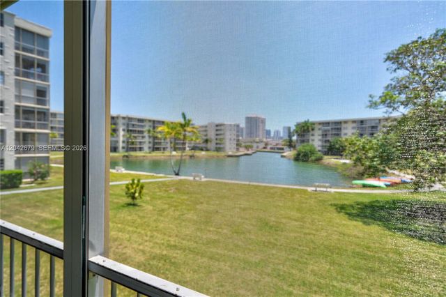 2851 Leonard Drive J210, Aventura, FL 33160