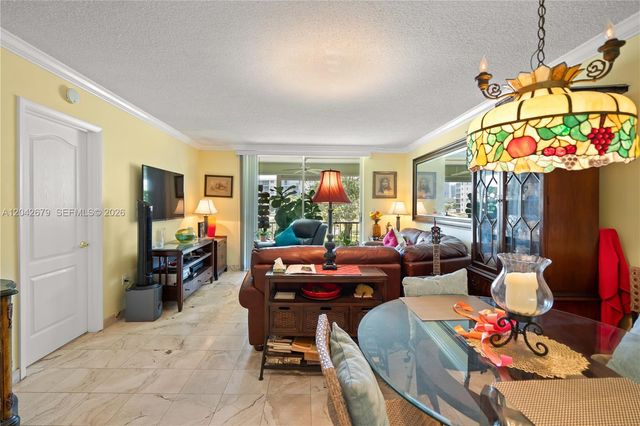 2851 Leonard Drive J210, Aventura, FL 33160
