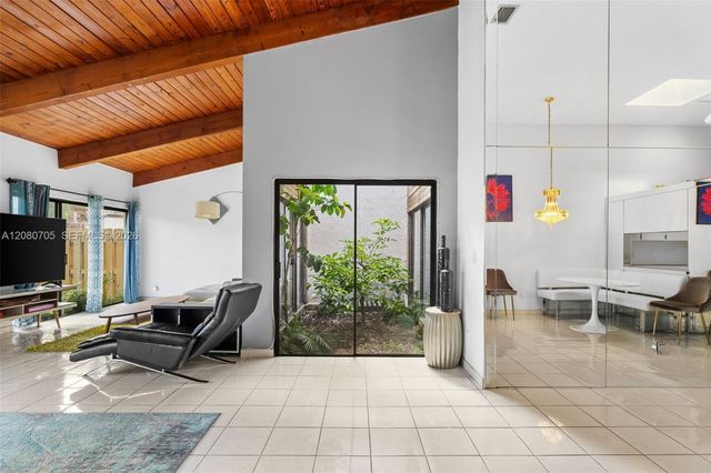 2679 S Parkview Drive, Hallandale Beach, FL 33009