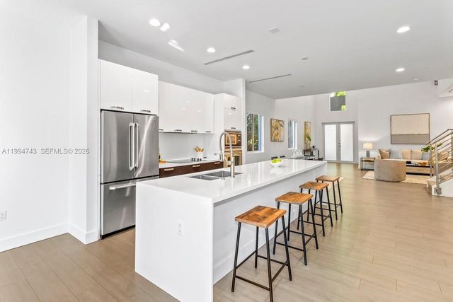 3052 Day Ave 2, Miami, FL 33133