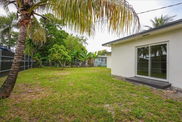 19531 NW 1st Place, Miami Gardens, FL 33169