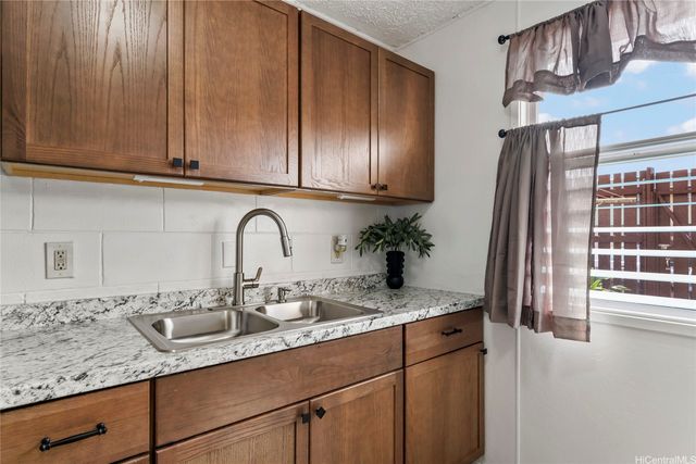 85-152 Ala Walua Street B, Waianae, HI 96792