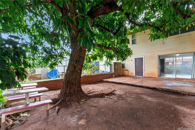 85-152 Ala Walua Street B, Waianae, HI 96792