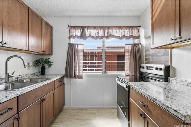 85-152 Ala Walua Street B, Waianae, HI 96792