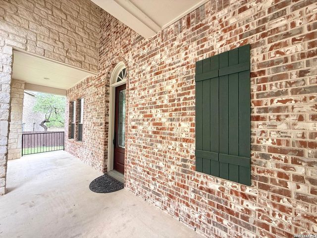 101 Rattlesnake Blf, Boerne, TX 78006