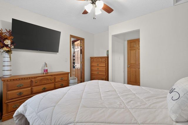 1286 Scott Avenue, Waterloo, IA 50701