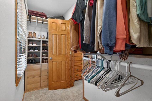 1286 Scott Avenue, Waterloo, IA 50701