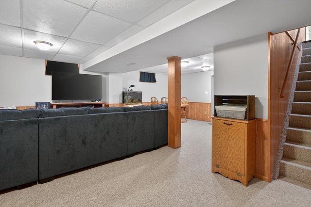 1286 Scott Avenue, Waterloo, IA 50701