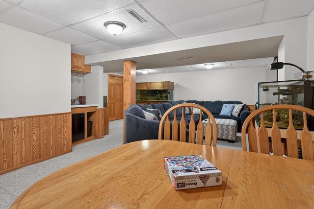 1286 Scott Avenue, Waterloo, IA 50701