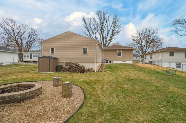 1286 Scott Avenue, Waterloo, IA 50701