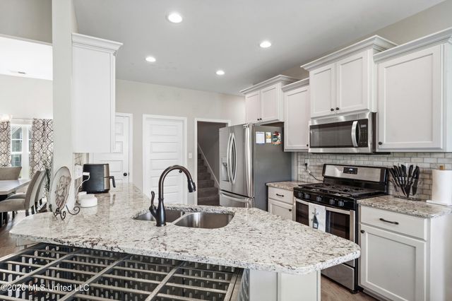 1218 Perry Place Drive, Hernando, MS 38632