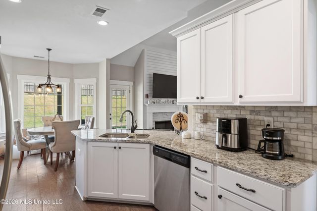 1218 Perry Place Drive, Hernando, MS 38632