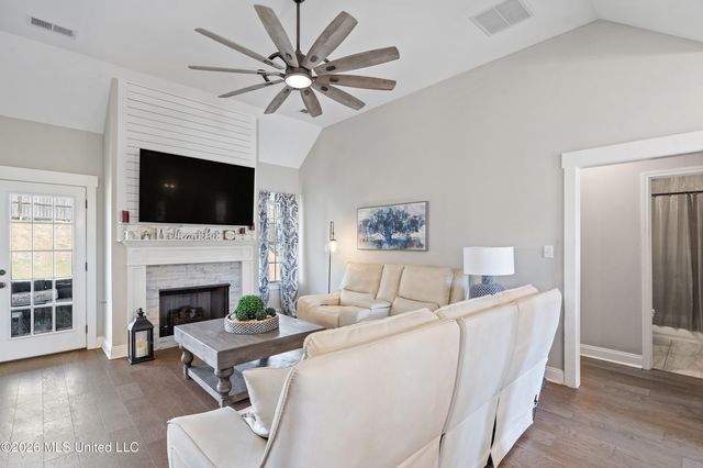 1218 Perry Place Drive, Hernando, MS 38632