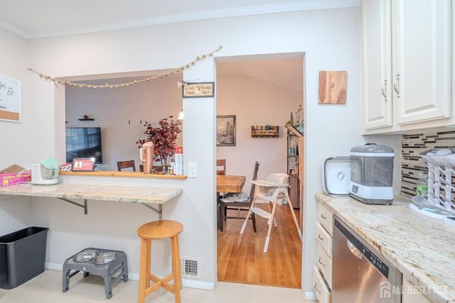 9 Oak Branch Road, East Windsor, NJ 08512