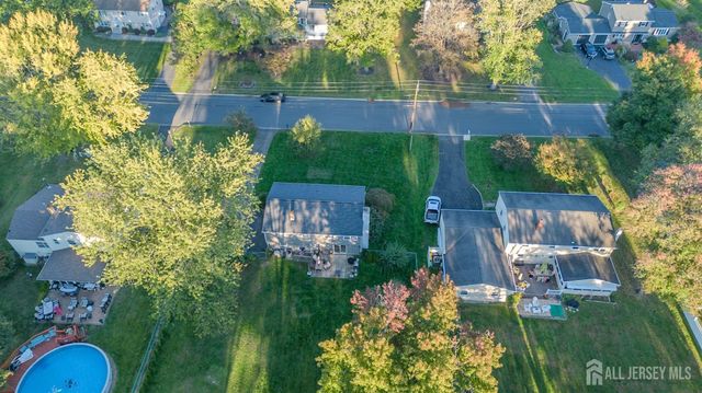 9 Oak Branch Road, East Windsor, NJ 08512