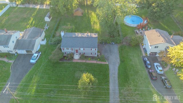 9 Oak Branch Road, East Windsor, NJ 08512