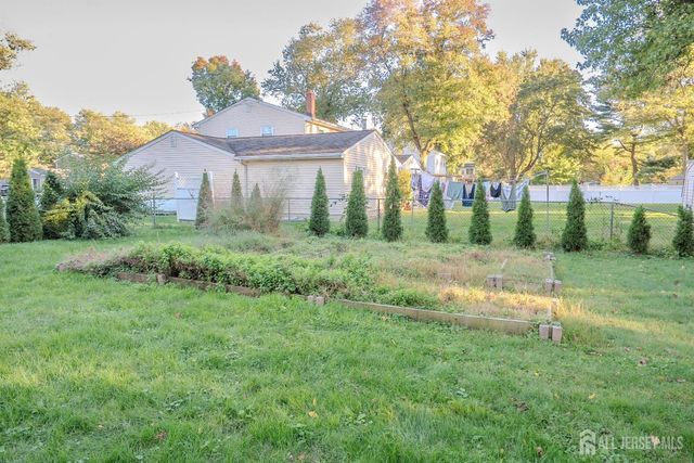 9 Oak Branch Road, East Windsor, NJ 08512