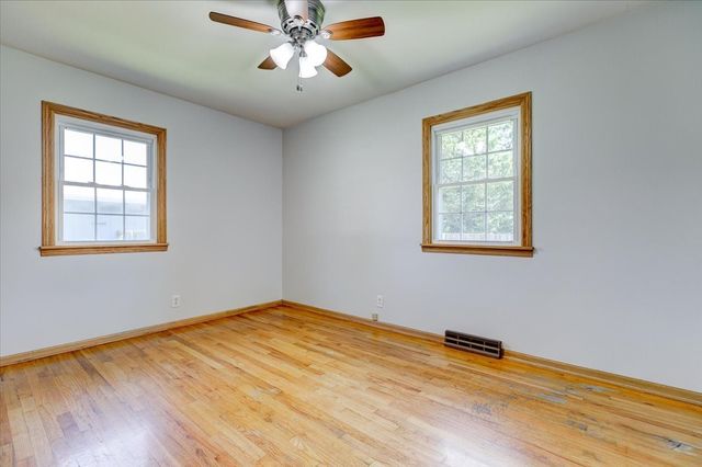 104 N Benton Street, Slater, IA 50244