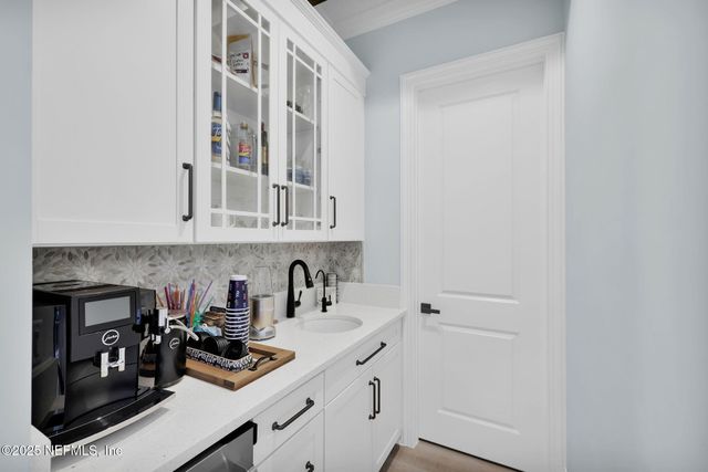 375 SEAGROVE Drive, Ponte Vedra, FL 32081