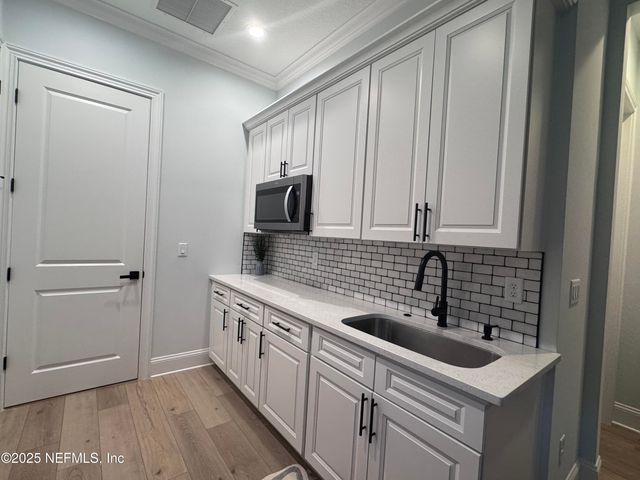 375 SEAGROVE Drive, Ponte Vedra, FL 32081