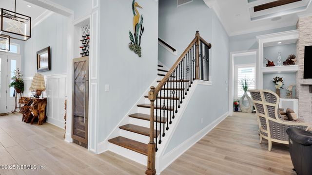 375 SEAGROVE Drive, Ponte Vedra, FL 32081