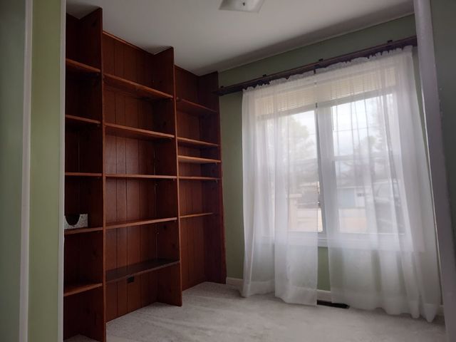 516 S Carl Street, Siloam Springs, AR 72761