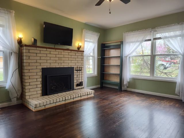 516 S Carl Street, Siloam Springs, AR 72761