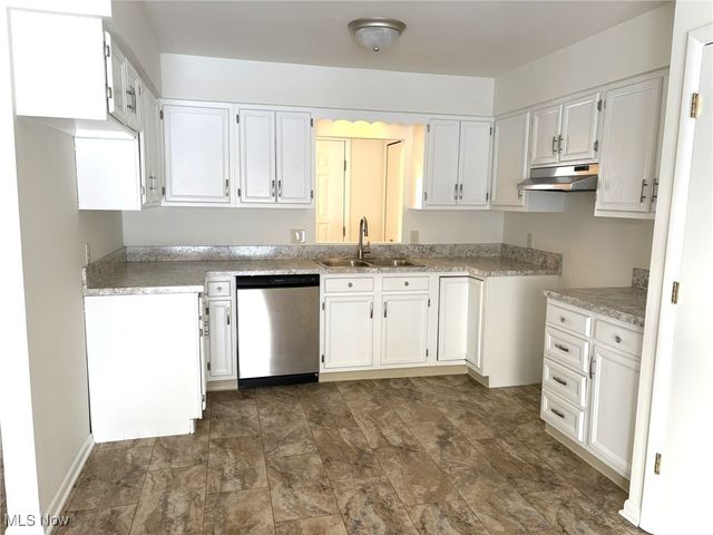 39535 Butternut Ridge Road, Elyria, OH 44035