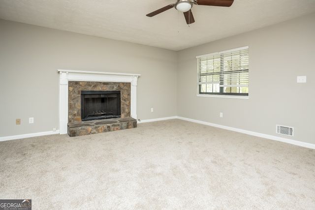 140 Paces Way, Fayetteville, GA 30215