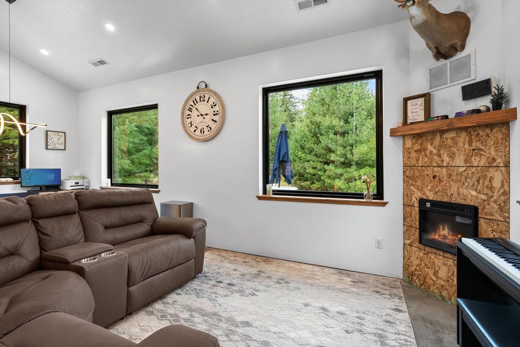 3740 Foothill Road, Kalispell, MT 59901 photo 16