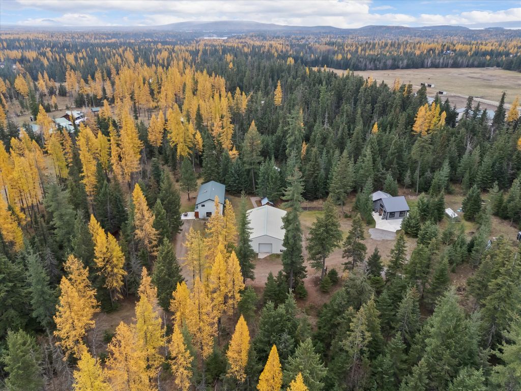 3740 Foothill Road, Kalispell, MT 59901 photo 2