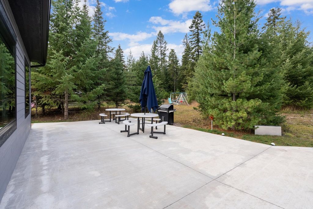 3740 Foothill Road, Kalispell, MT 59901 photo 9