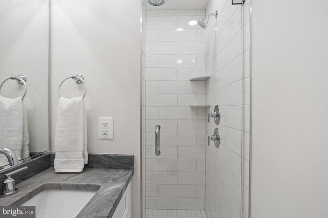 22 S CASTLE ST, Baltimore, MD 21231