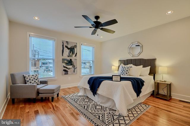 22 S CASTLE ST, Baltimore, MD 21231