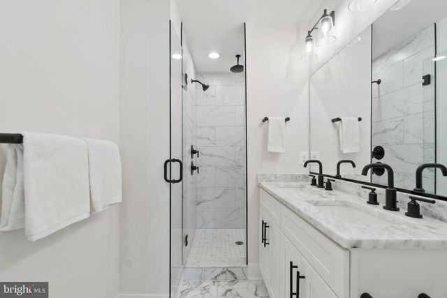 22 S CASTLE ST, Baltimore, MD 21231