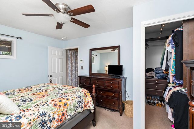 15 DECOU AVE, Ewing, NJ 08628