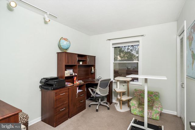 15 DECOU AVE, Ewing, NJ 08628