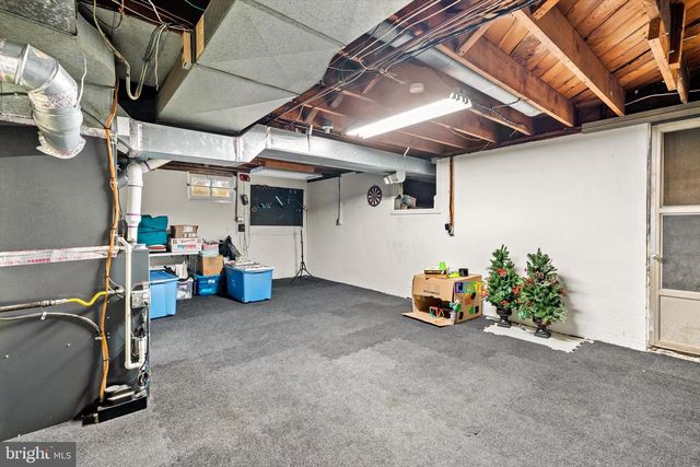 15 DECOU AVE, Ewing, NJ 08628