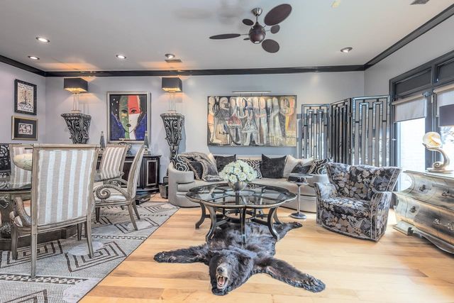 573 S FRONT ST, Memphis, TN 38103