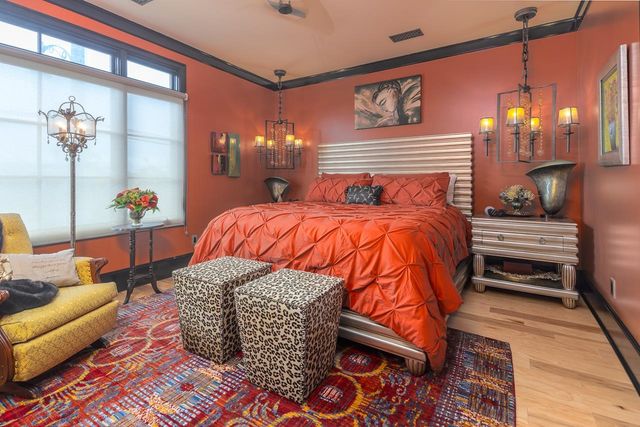 573 S FRONT ST, Memphis, TN 38103