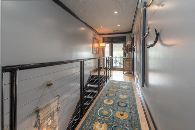 573 S FRONT ST, Memphis, TN 38103