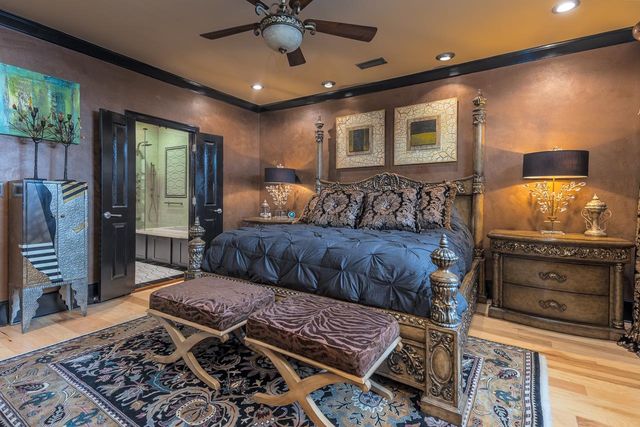 573 S FRONT ST, Memphis, TN 38103