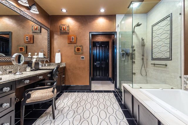 573 S FRONT ST, Memphis, TN 38103