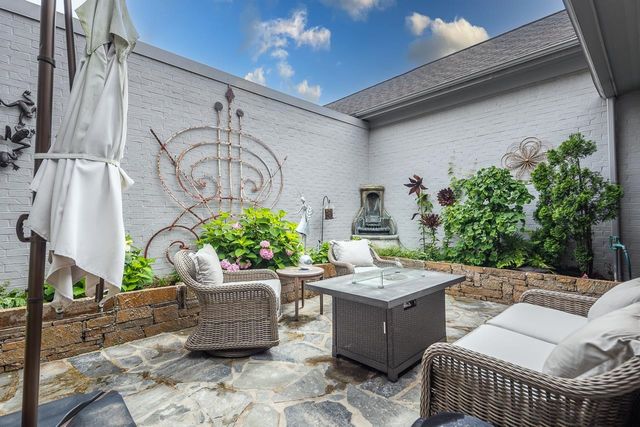 573 S FRONT ST, Memphis, TN 38103